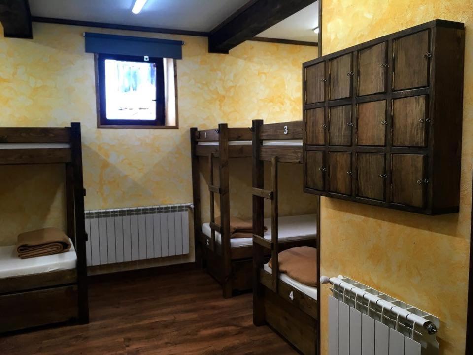 Albergue Villa De Bulnes Εξωτερικό φωτογραφία